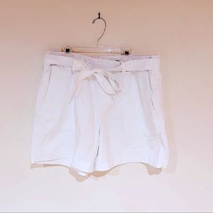 POLO Ralph Lauren White Shorts Tie Waist Size L